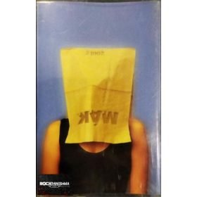 M.Á.K. - 2001 g (MC)